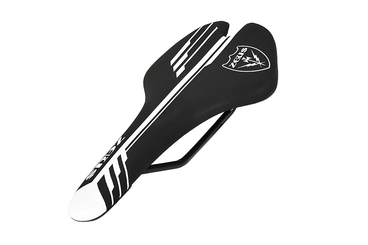 Седло ZEUS Z-1013 MTB Sport 278x140mm,рельсы сталь,анатомическое,черно-белое,290гр Седло ZEUS Z-1013 MTB Sport 278x140mm,рельсы сталь,анатомическое,черно-белое,290гр