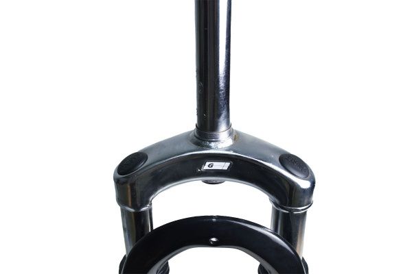 Вилка GRINZ ES 225-1 29"*1" V-br резьбовая, пружина, стальная, черно\белая, 2,85кг